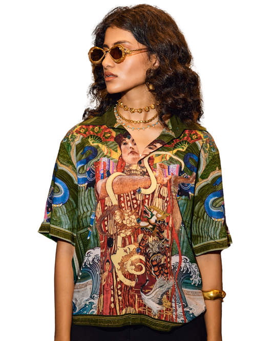 AN EVIL DOER AND A WELL WISHER, CALL HER BOTH- RELAXED FIT PRINTED SHIRT